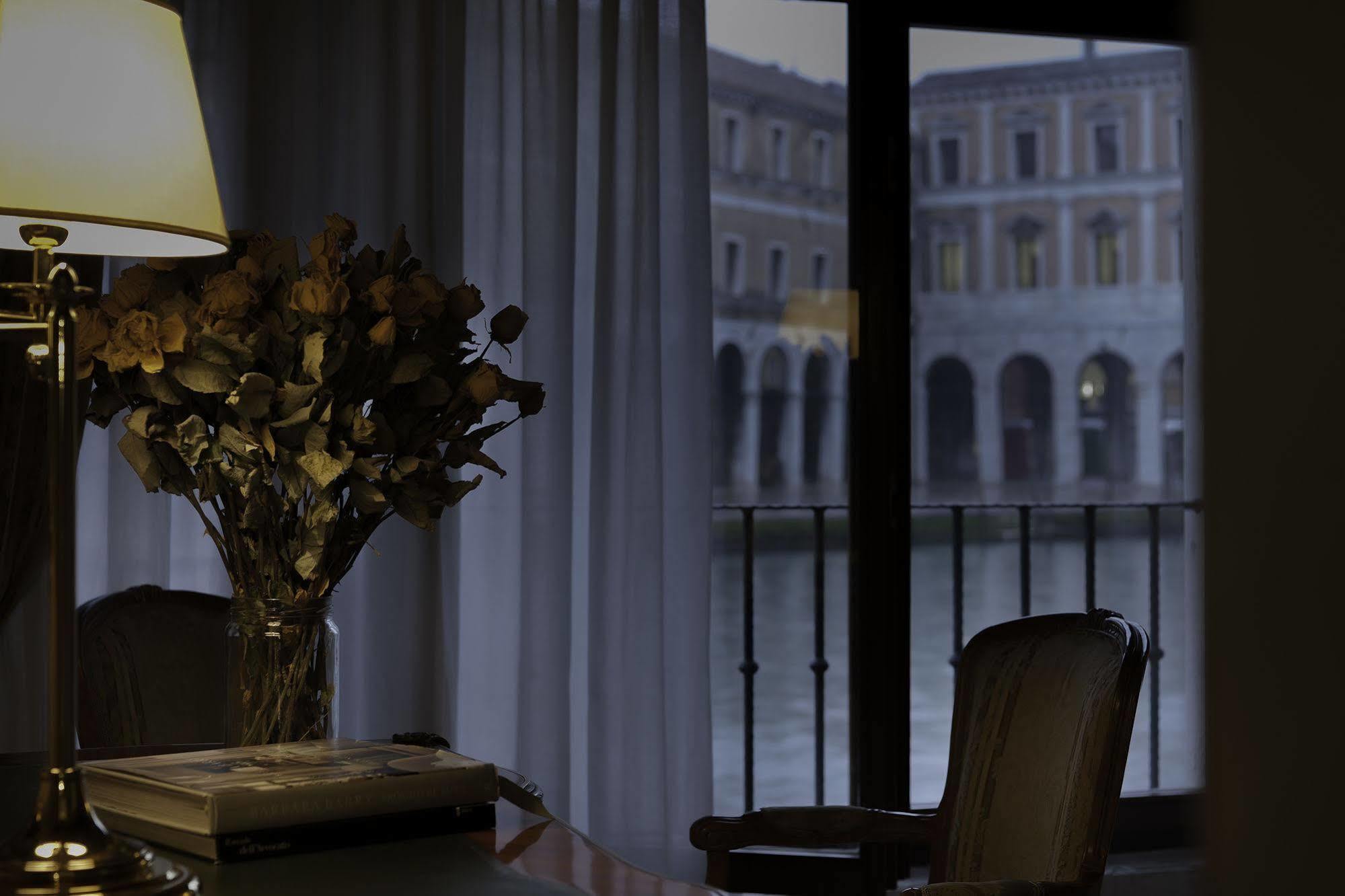 Al Ponte Antico Hotel Veneza Exterior foto